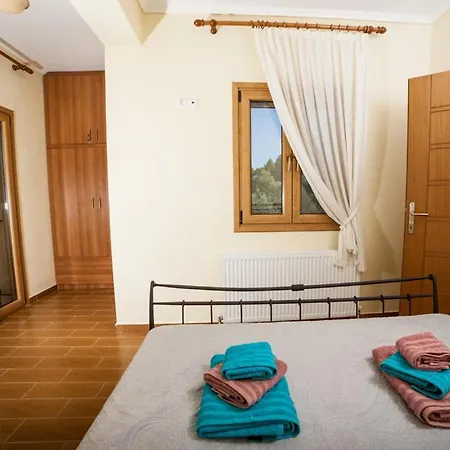 Villa 4br Sea View In Halkidiki *